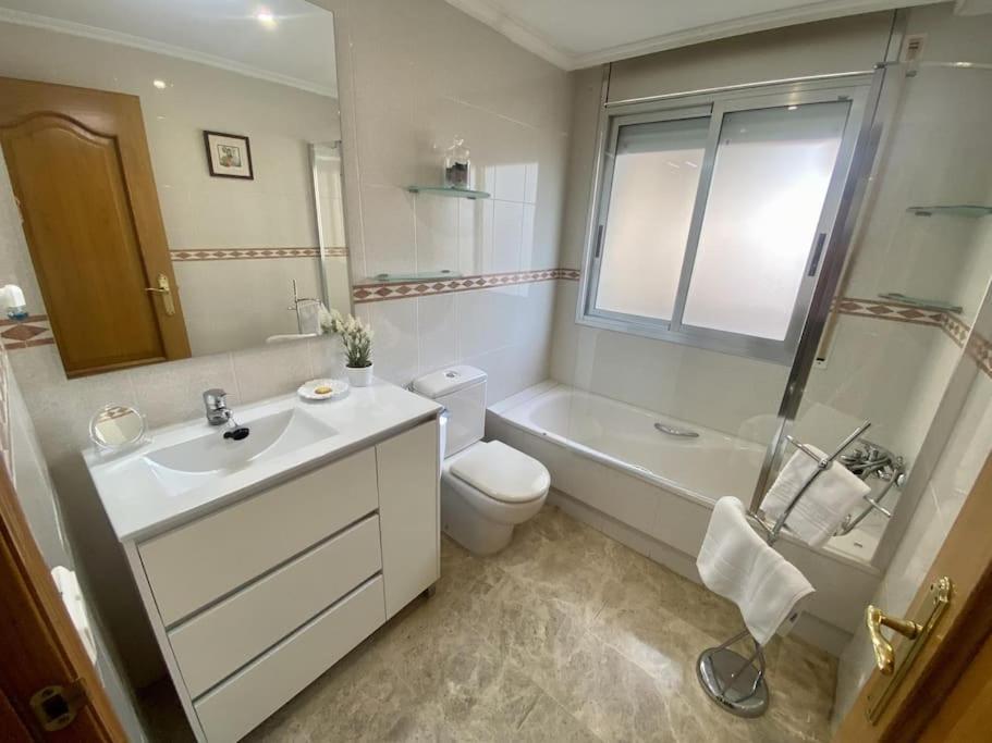 For A Stay Balears Beach Salou Exteriör bild